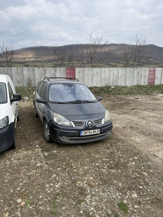 Dezmembrez sau intreg Renaul Scenic