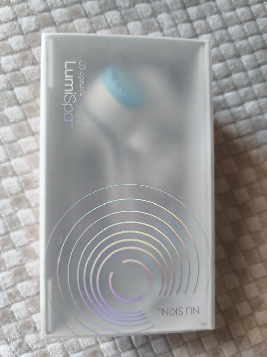 LumiSpa уред  за почистване на лицето