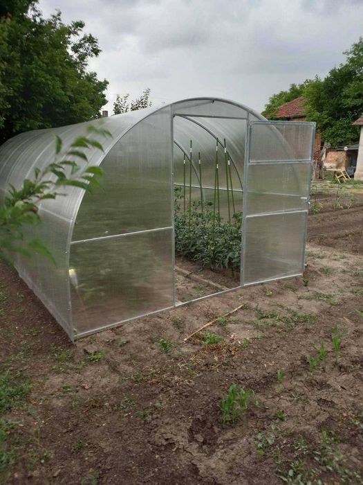 Оранжерия Зелена Крепост Поли Лайт