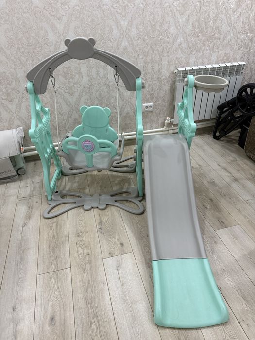 Детская горка с качелей