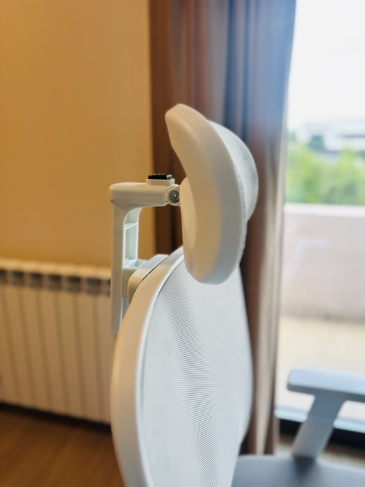 Scaun de birou alb ergonomic