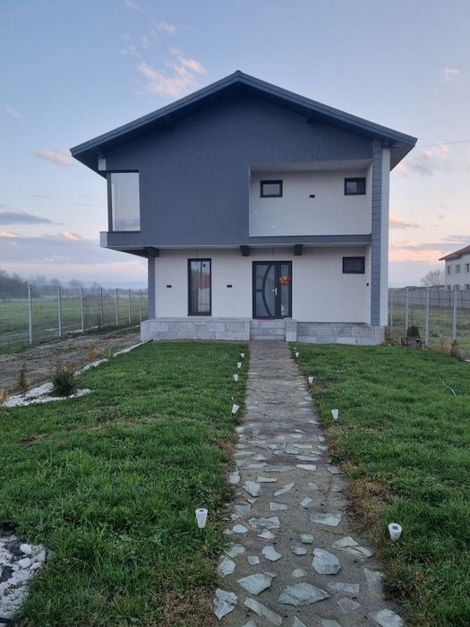 Casa  de vânzare - construcție 2023