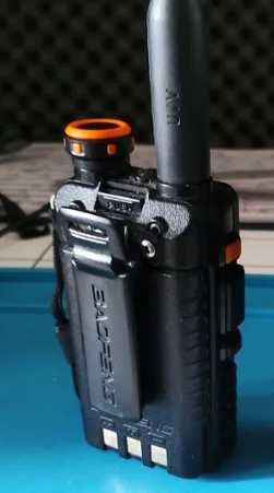 Vand Baofeng UV-5R Tri-Power