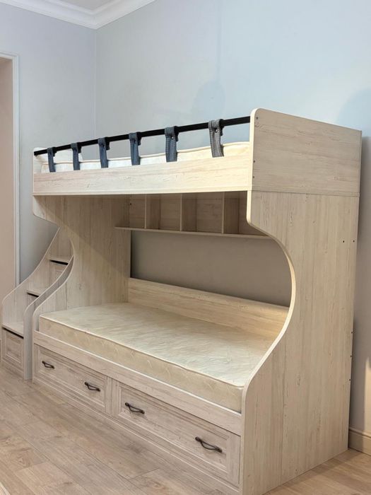 Продается Двух яростный кровать