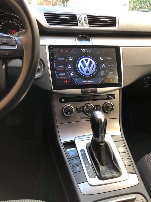 Navigatii VW passat tesla