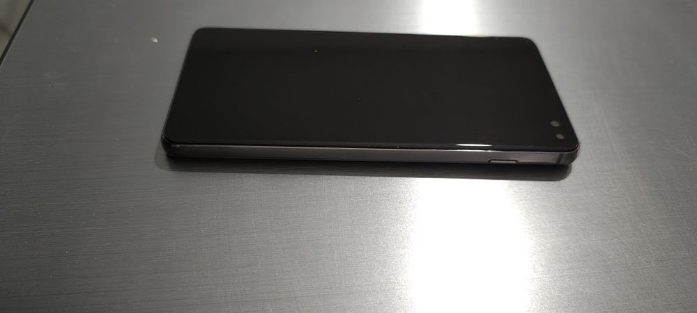 Samsung S10 Plus - fără defecte