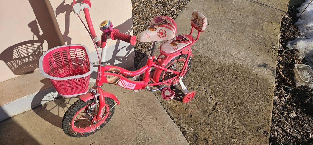 Продам детский велосипед для девочки.