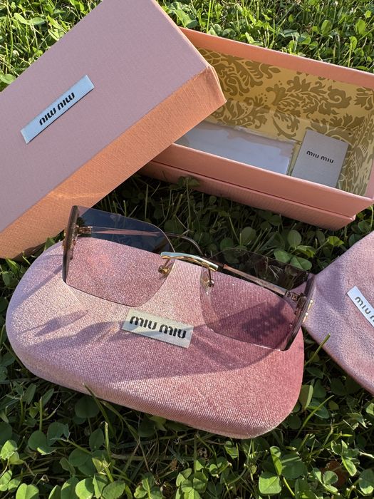 Ochelari de soare Miu Miu
