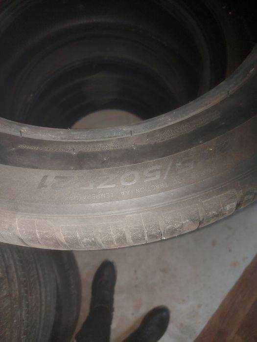 Продам 21 резину 2 комплекта