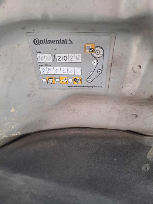 Мицубиши Спейс Стар