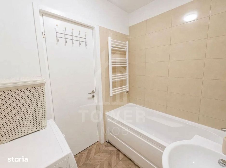 SUPER PREȚ - Apartament 3 camere cu 2 băi, 1 loc de parcare și 2 balco