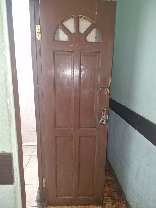 Двери бу 2 вида дёшево