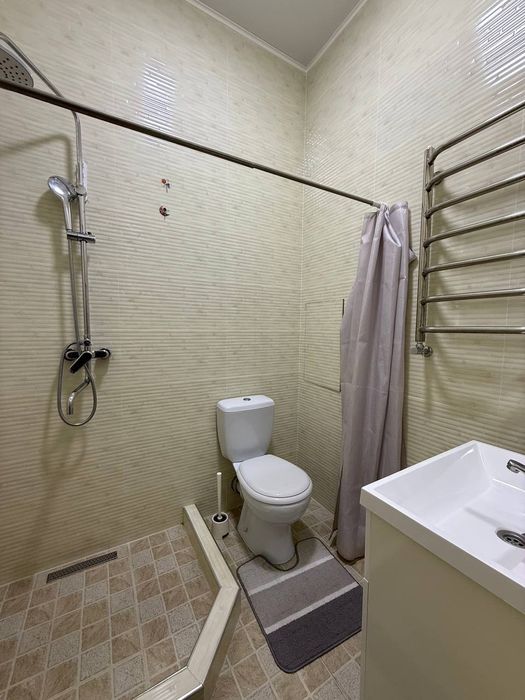 Новостройка центр Яккасарайский р-он квартира 2/7/10, 41м² балкон есть