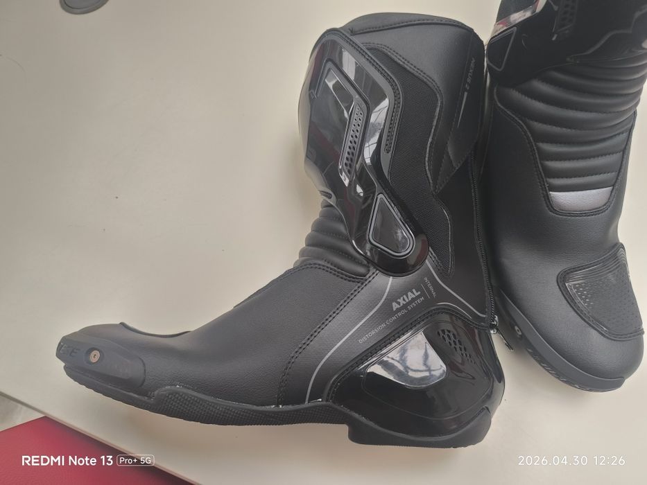 Мото ботуши Dainese Nexus 2 чисто нови 47 номер