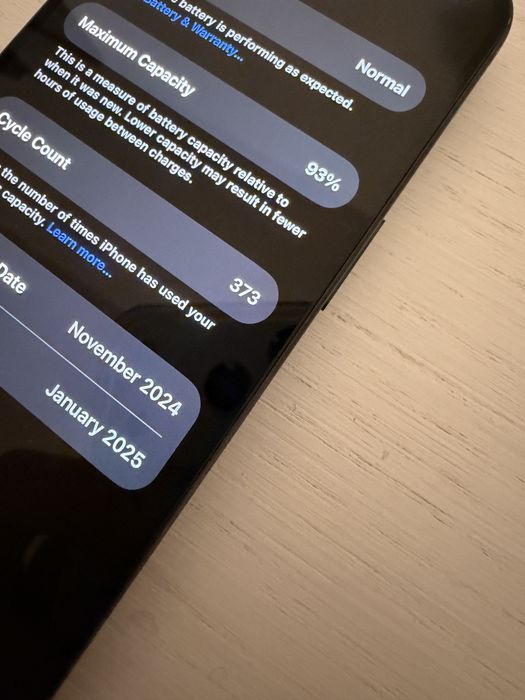 iPhone 15 pro 256GB 93%