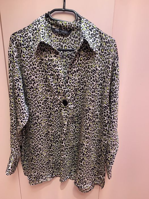 Bluza ZARA  marimea L