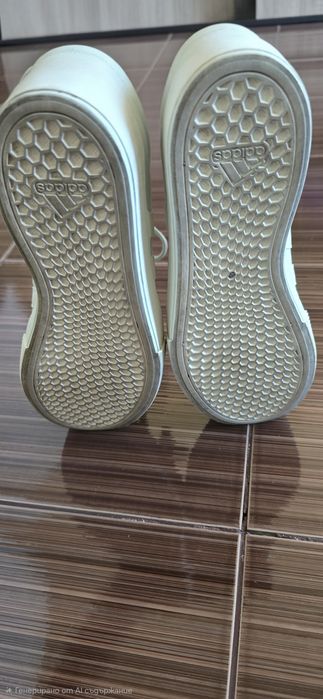 Маратонки Adidas