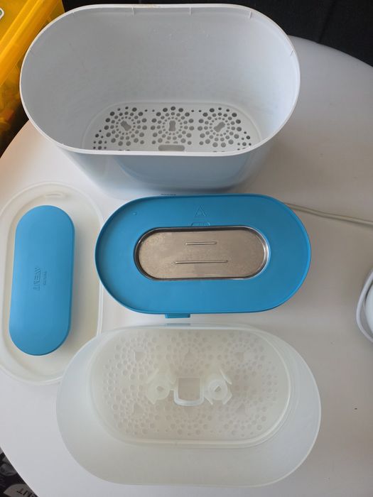 Vând sterilizator Philips Avent,utilizat putin,foarte practic,pret 120