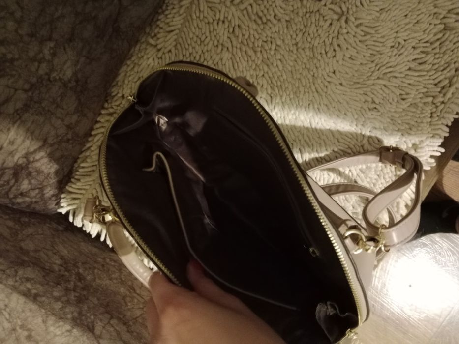 Продам сумку женскую