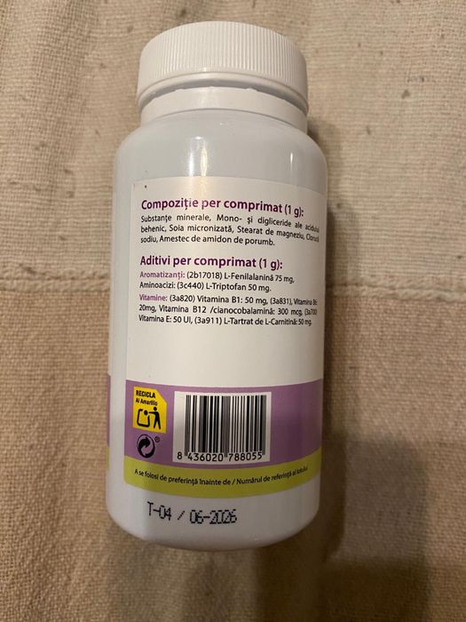 Movoflex Virbac M sprijin articular caini + NeuroVet Stangest cadou