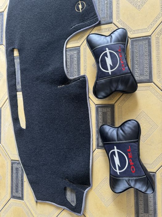 Накидка на панель