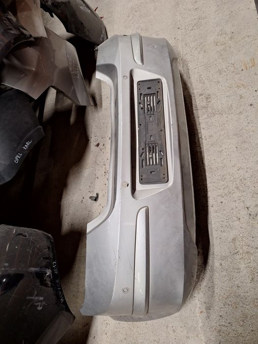 Задна броня с парктроници Opel Astra H / Опел Астра 2005г.