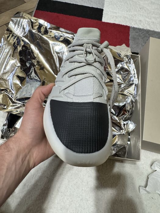 Pantofi sport Adidas x Fear of God-basketball/streetwear