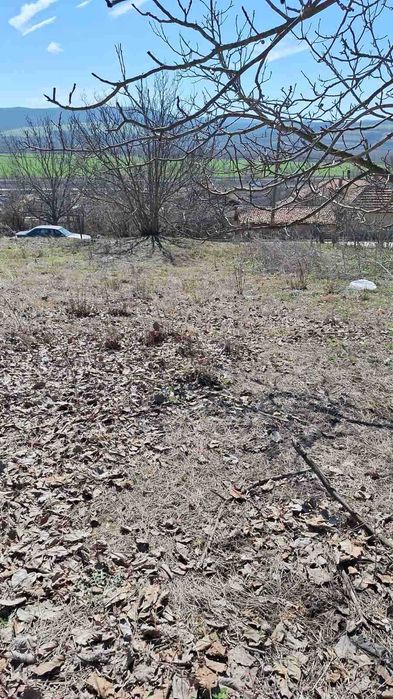 Парцел, във град Дългопол!