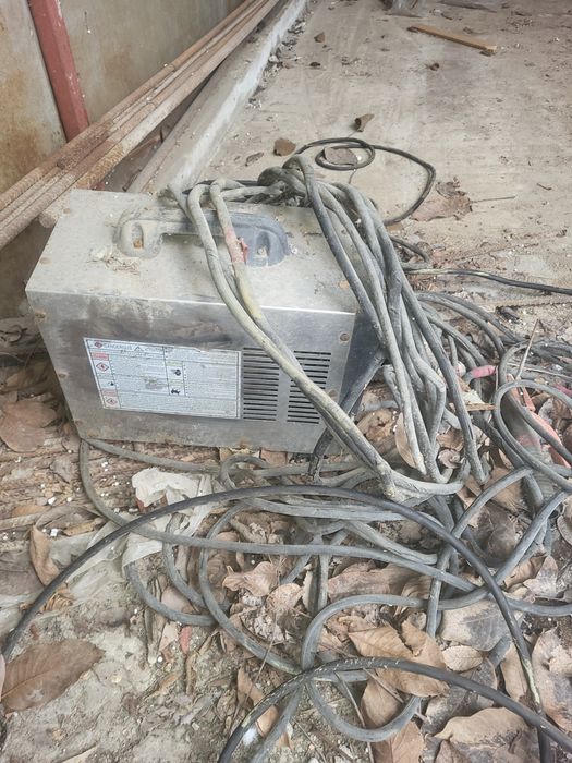 Сварочный аппарат BX6-700
Тип: Portable AC Arc Welding Machine (переме