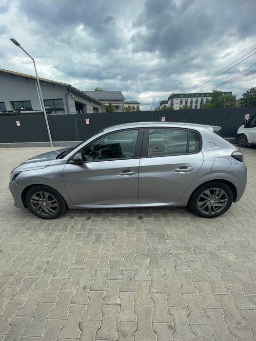 OCAZIE- Vand Peugeot 208 , 1.5 diesel , 100 cp