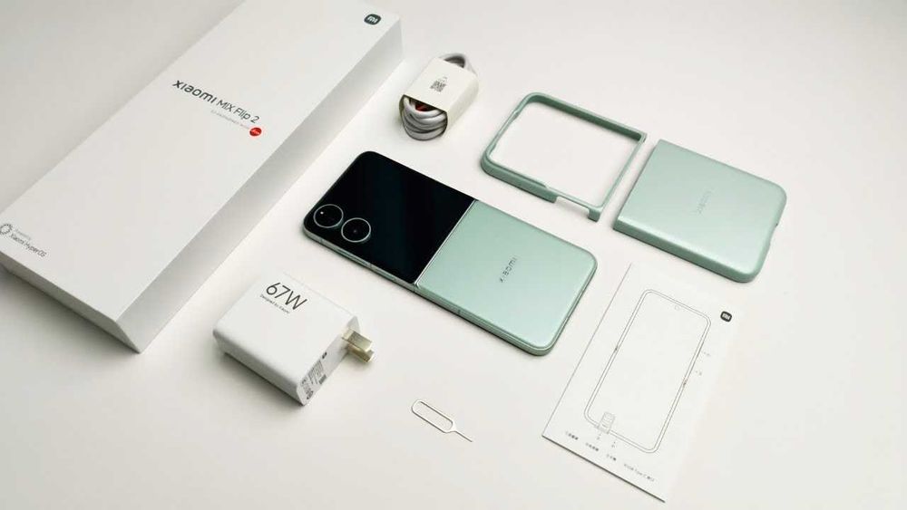 Xiaomi Mix Flip 2 Dual sim 5G с 2 години гаранция и Google play store