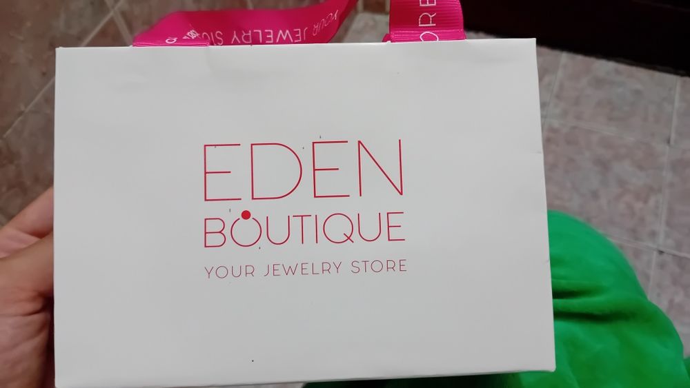 Бижу за колие, или за друг вид колие.