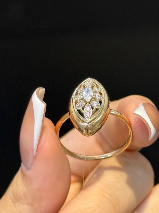 Золото Кольцо Масса: 1,54