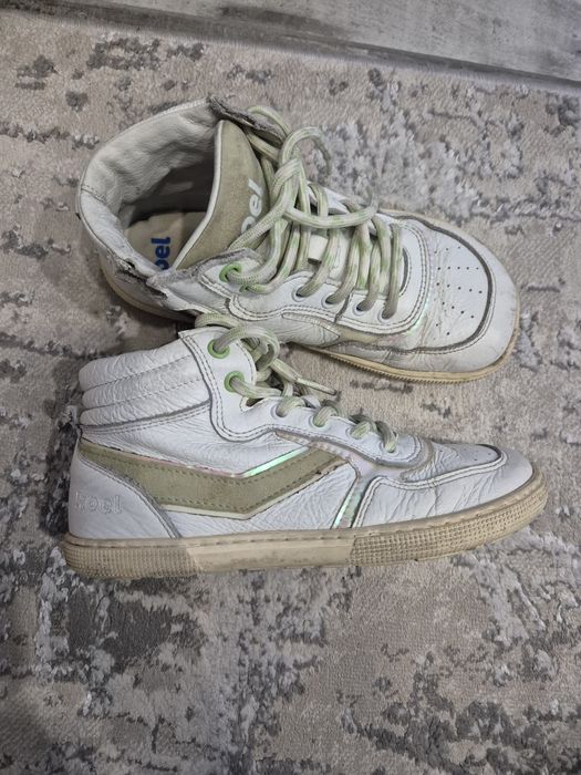 Koel боси кецове