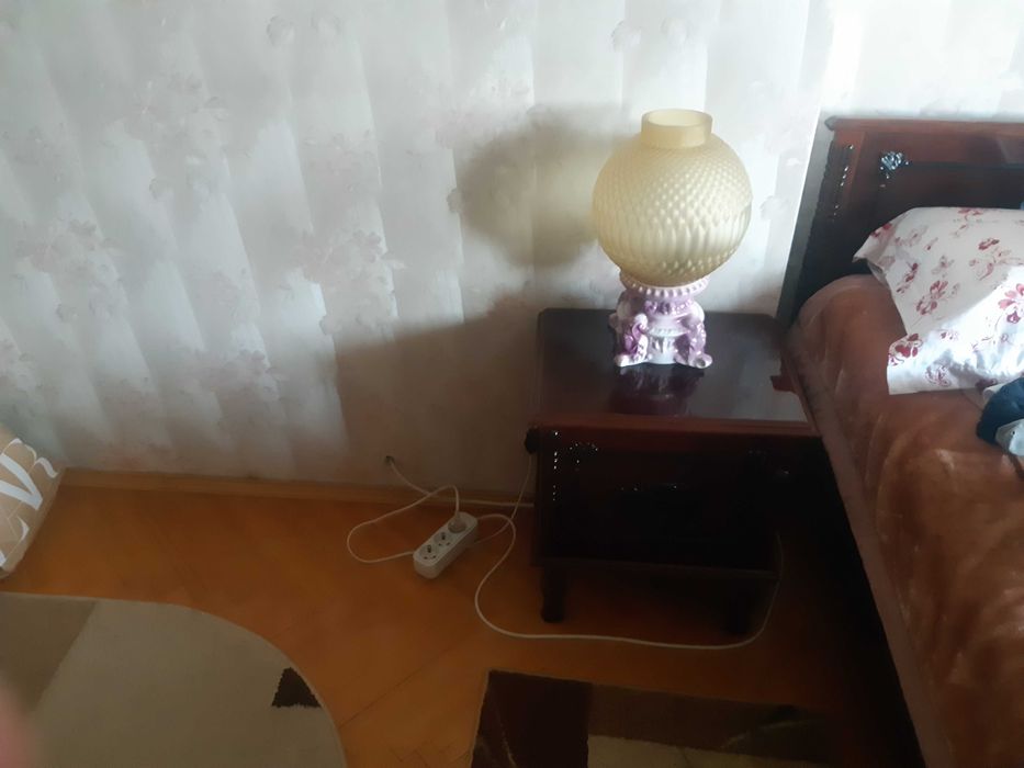 Mobilier in stare bună