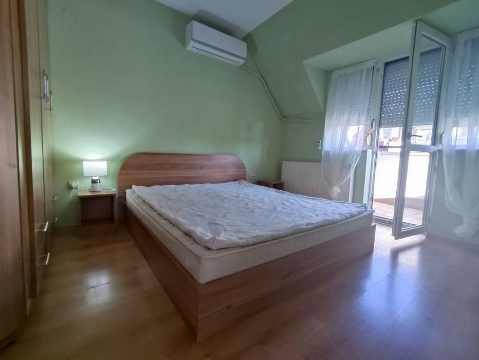 Дава се под наем Тристаен апартамент в Пловдив, Каменица 1 - 110 кв.м за 650 € - Снимка #3