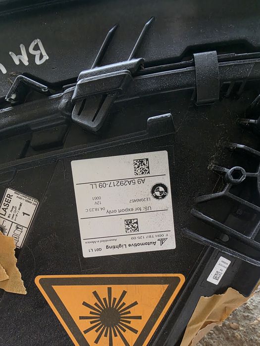 Bmw X3 G01 X4 G02 LCI Laser ляв и десен фар 2023