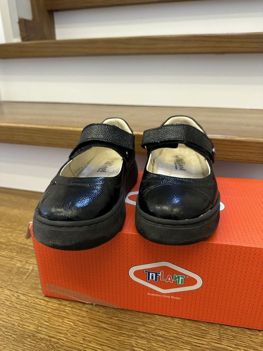 Красивые туфли для девочки Tiflani, размер 33