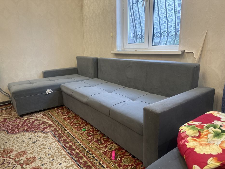 Диван для гостиной