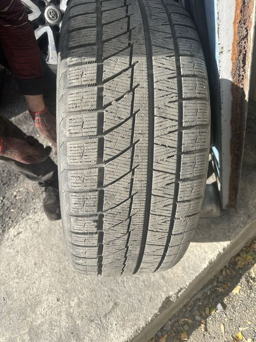 Продам комплект резины 285/50 r20