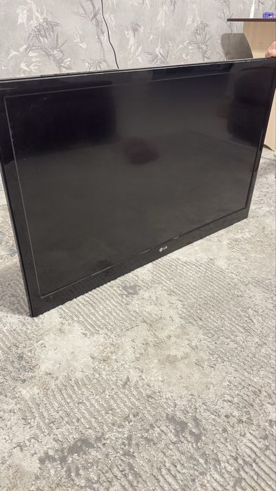 Телевизор LG в отличном состоянии