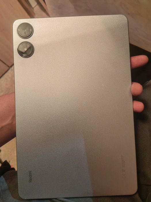 Планшет сатылады 50000т