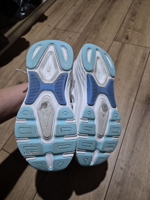 Skechers gorun arch fit сникърси