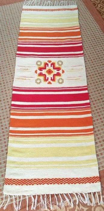 Уникална ръчно тъкана вълнена черга