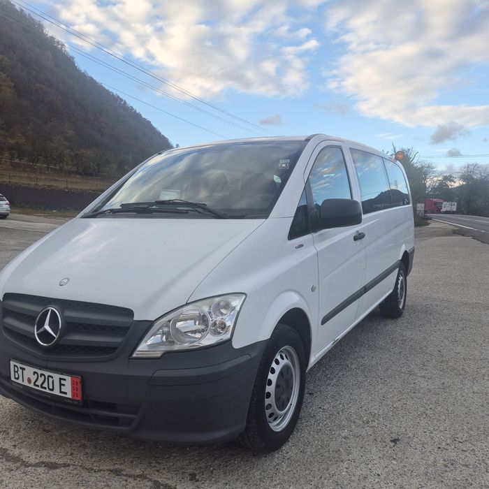 Vand mercedes vito 2.2 tdi.6+1 trepte.9 locuri.160 cp.klima .top