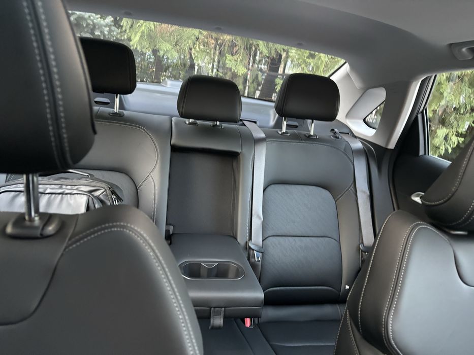 Машина под такси Geely Emgrand