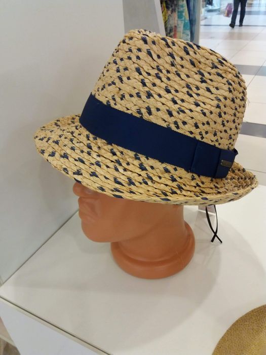 Дамска    капела