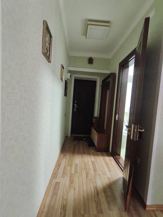 2 х ком на Ц 5 Аллайский ,банк Ипак йули метро Абдулла Кодири