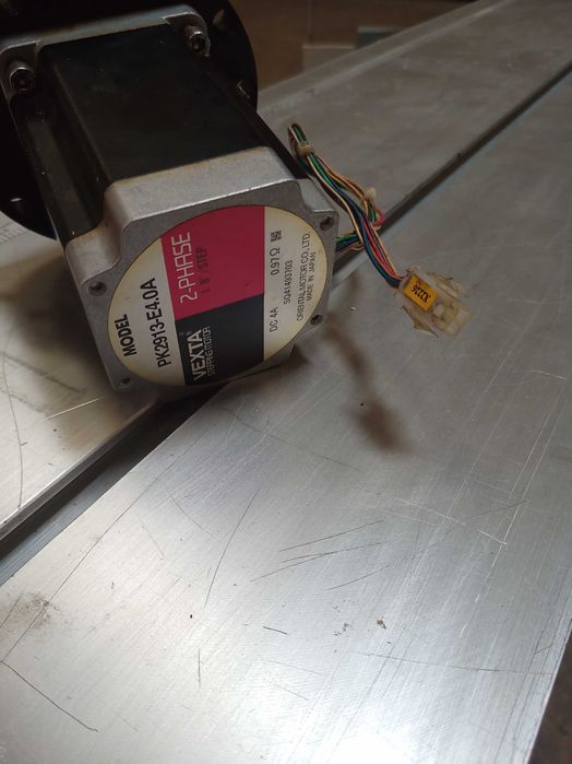 Motor CNC  Perfect pentru gravura, debitare/frezare lemn, piatra, metale