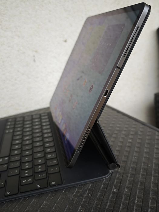 iPad pro 12.9 gen 4 1T cu Apple Keyboard